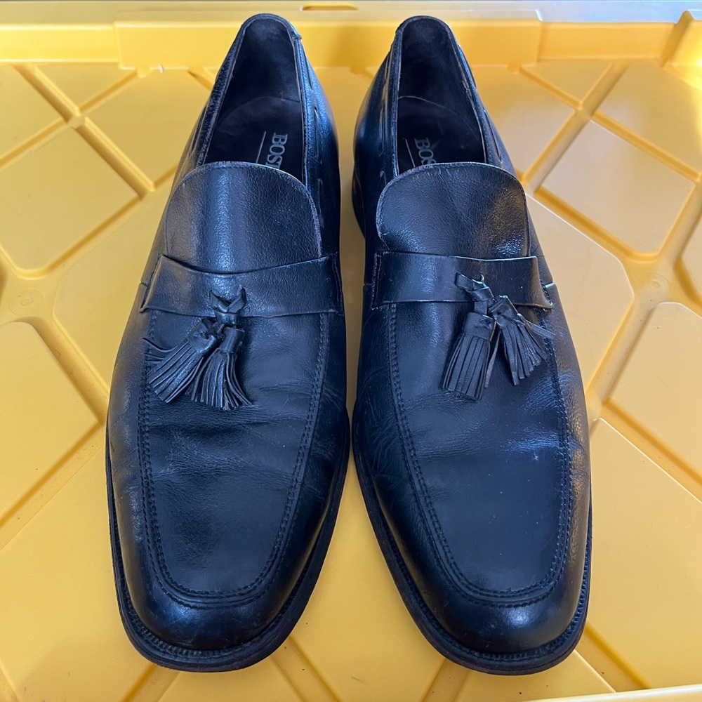 Bostonian Classic Black Tassel Loafers